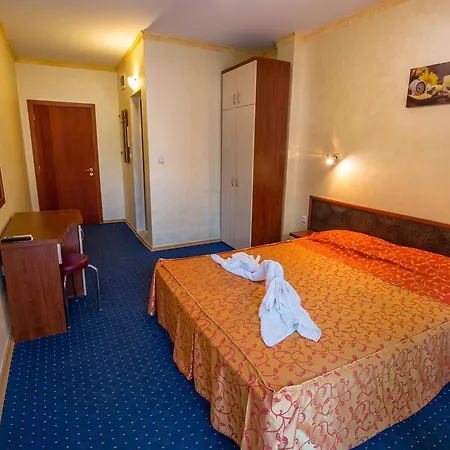 Hotel Bahami 3*